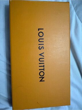 Louis Vuitton Damier Ebene Crossbody Clutch NWT Never Used Box & Dust Bag